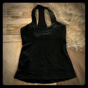 Lululemon workout tank w/ bra, size 6-8